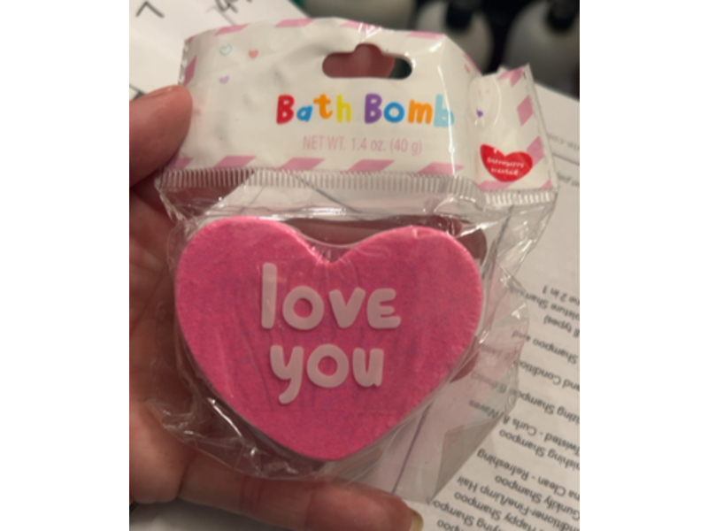 Centric Beauty Bath Bomb, Strawberry, 1.4 oz/40 g