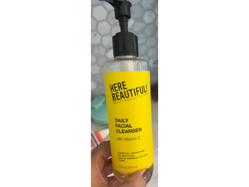 Here Beautiful Daily Facial Cleanser, Vitamin C, 8 fl oz/237 mL