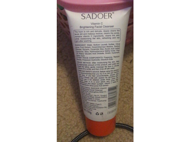 Sadoer Vitamin C Deep Purifying Facial Cleanser, 100 g