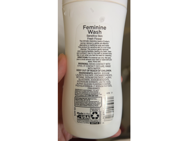 Equate Feminine Wash, Fresh Flower, 9 fl oz/266 mL