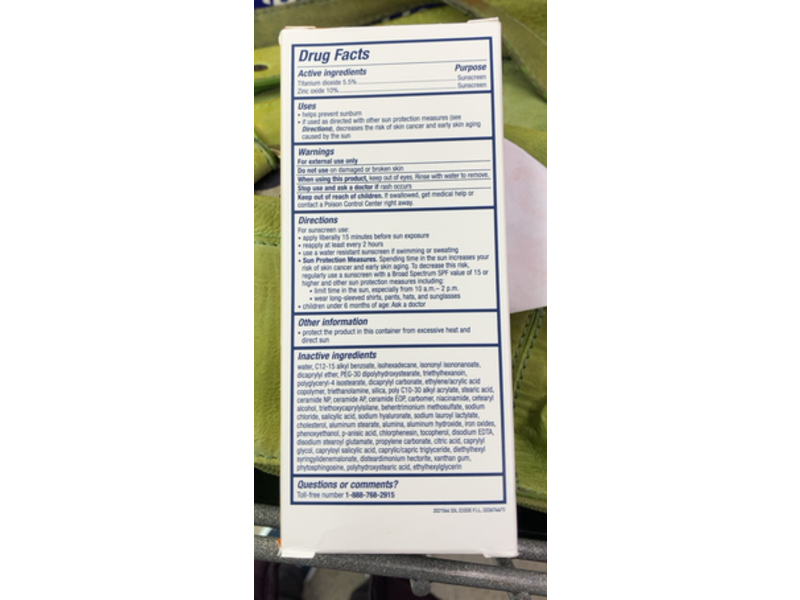 CeraVe Hydrating Mineral Sunscreen, SPF 30, Medium Sheer Tint, 1.7 fl oz/50 mL