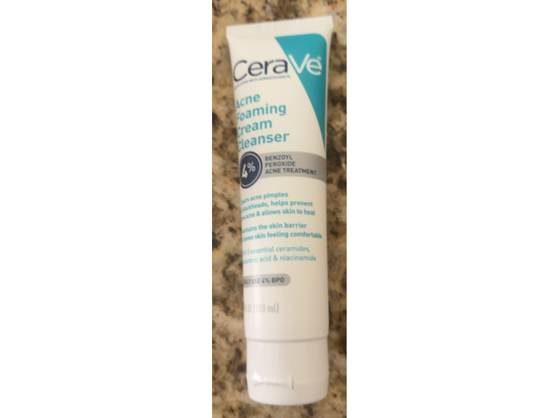 CeraVe Acne Foaming Cream Cleanser,5 fl oz/150 mL