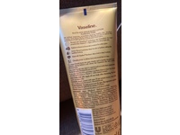 Vaseline Gluta-Hya Serum Burst Lotion, Flawless Tone, 200 mL - Image 4