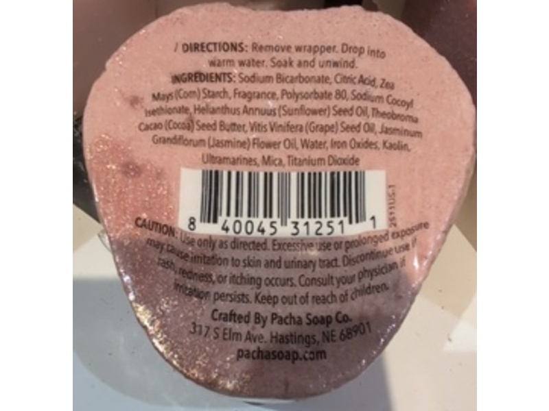 Pacha Soap Co Moisturizing Bath Bomb, Strawberry & Basil, 5 oz/142 g