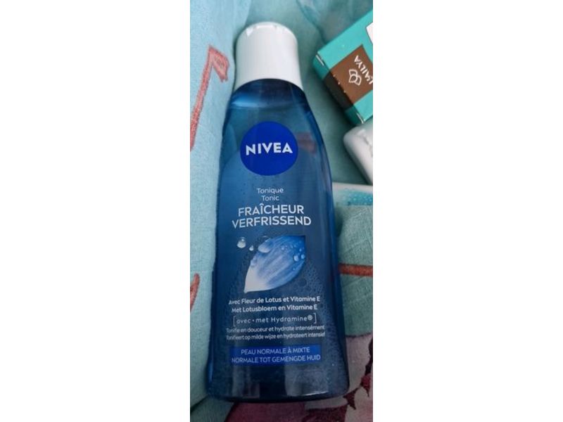 Nivea Essentials Refreshing Tonic, 200 mL
