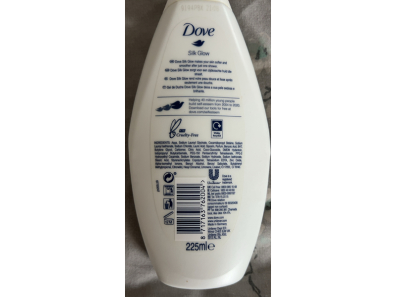 Dove Silk Glow Moisturising Cream Body Wash, 225 mL