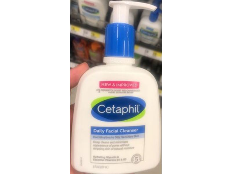 Cetaphil Daily Facial Cleanser, Oily, Sensitive Skin, Hydrating Glycerin & Essential Vitamins B5 & B3, 8 fl oz/237 mL