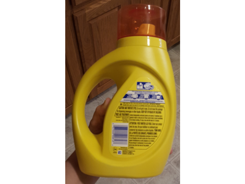 Tide Simply + Oxi Laundry Detergent, Refreshing Breeze, 20 Loads, 31 fl oz/917 mL