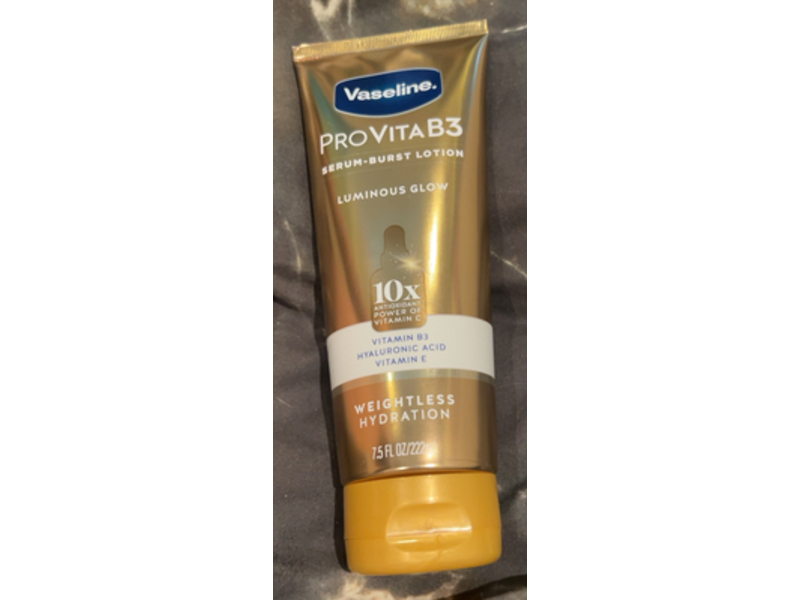Vaseline Weightless Hydration Luminous Glow Serum Burst Lotion, Pro Vita B3, 7.5 fl oz/222 mL