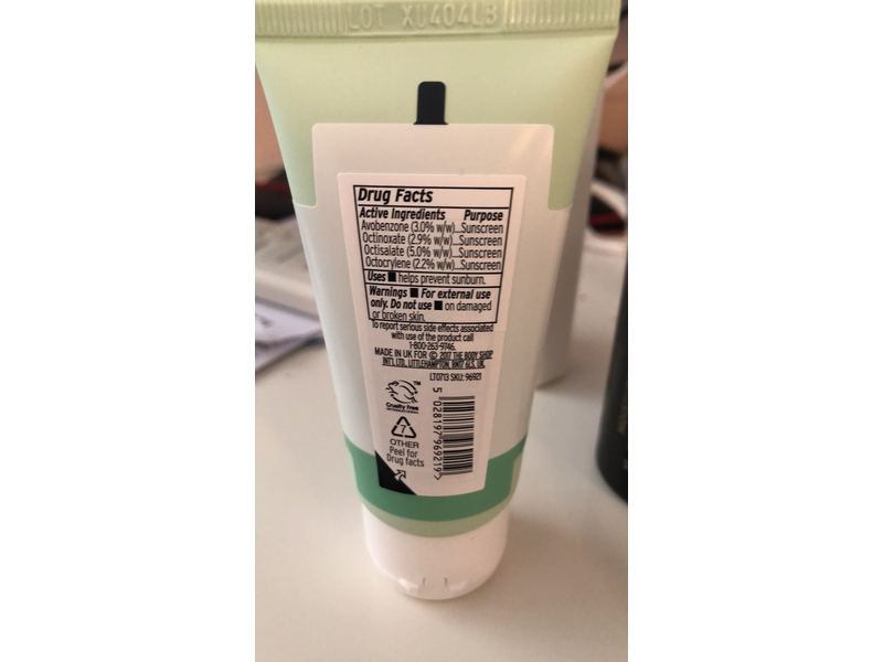 The Body Shop Soothing Moisture Lotion, Aloe, SPF 15, 1.69 fl oz/50 mL