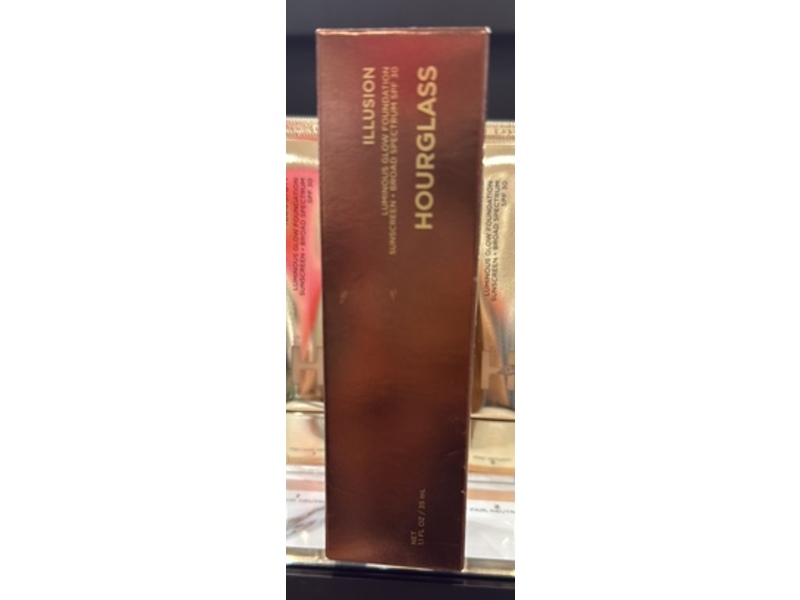 Hourglass Illusion Luminous Glow Foundation, 3 SPF 30, 1.1 fl oz/35 mL