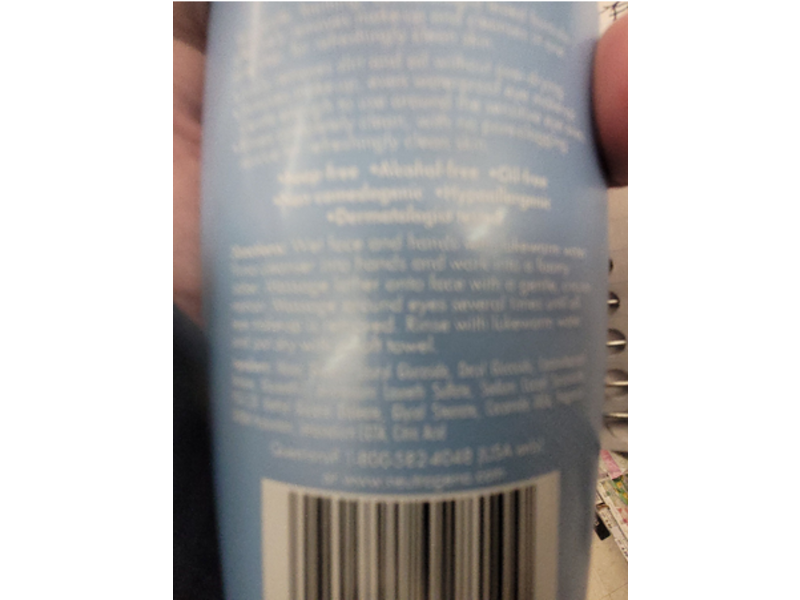 Neutrogena Fresh Foaming Facial Cleanser, 6.7 fl oz/198 mL