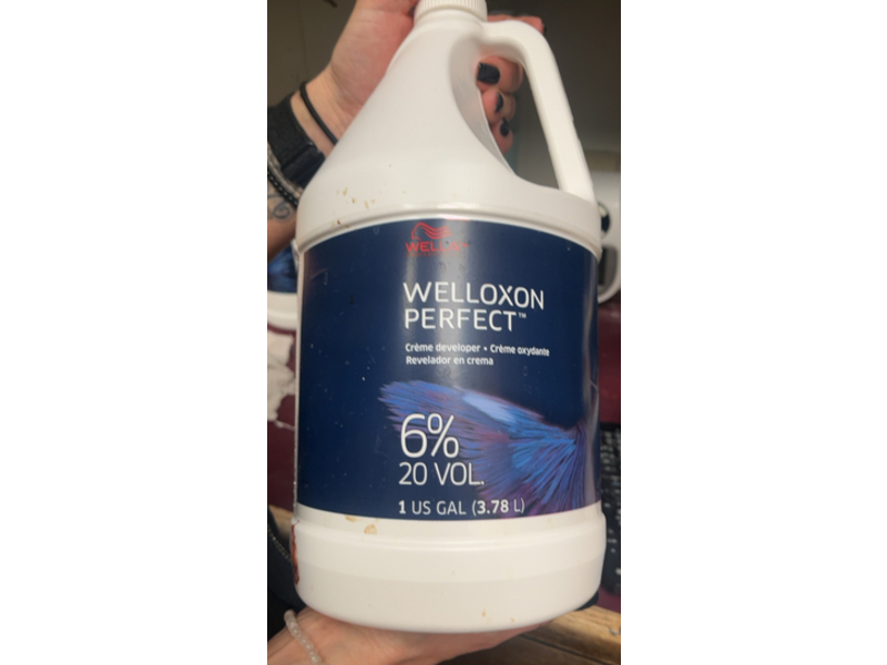 Wella Welloxon Perfect Creme Developer 6%, 20 Vol, 3.78 L