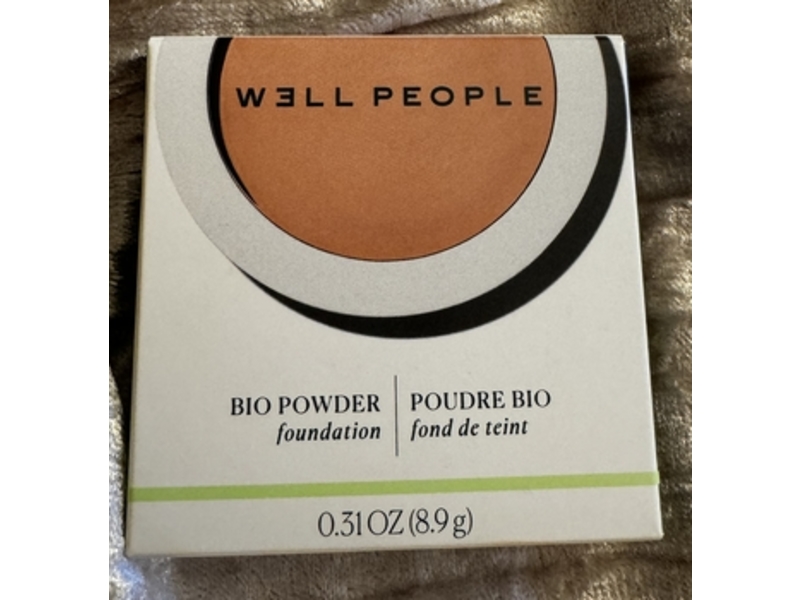 Well People Bio Powder Foundation, 5.5W, 0.31 oz/8.9 g