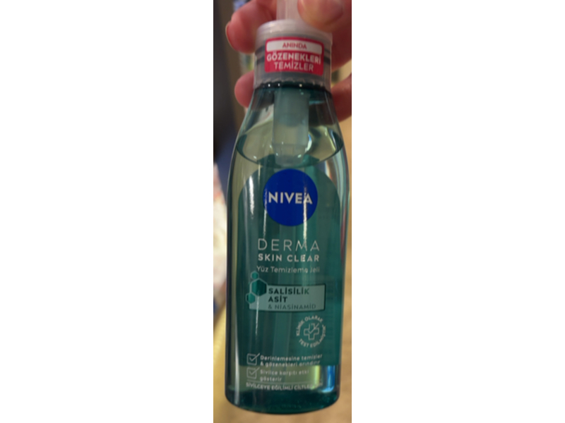 Nivea Derma Skin Clear Cleansing Gel, Salicylic Acid & Niacinamide, 5 fl oz/150 mL