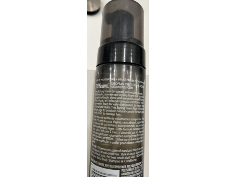 TRESemme Volumizing European Tres Styling Foam, 7 fl oz/207 mL
