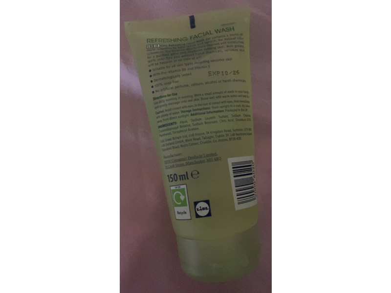 Cien Refreshing Facial Wash, Pro-Vitamin B5 & Vitamin E, 150 mL