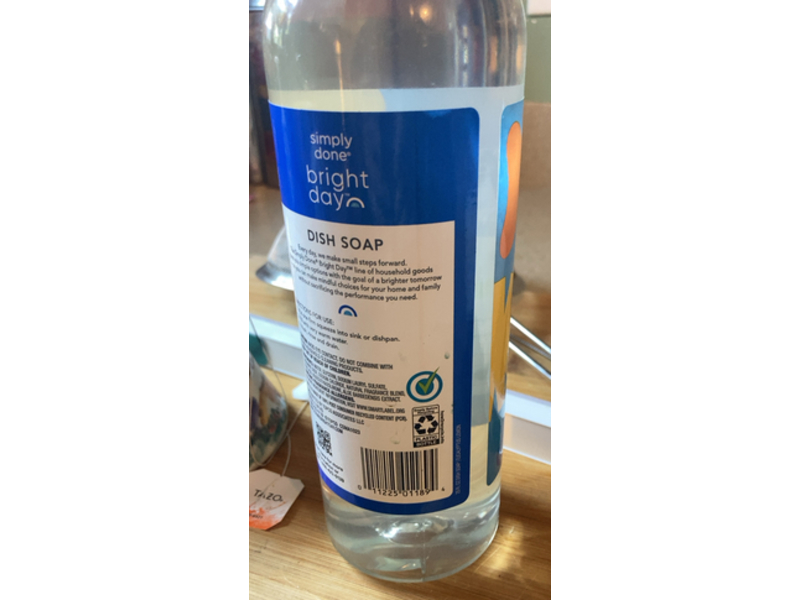 Simply Done Bright Day Dish Soap, Eucalyptus Lemon Scent, 25 fl oz/739 mL