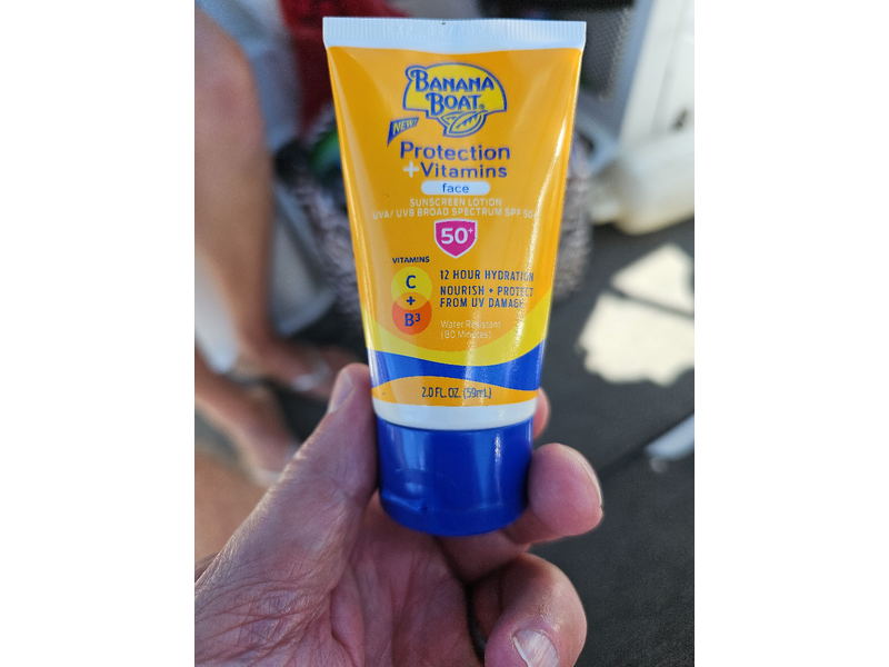 Banana Boat Protection + Vitamins Moisturizing Sunscreen Lotion, SPF 50, 2 oz