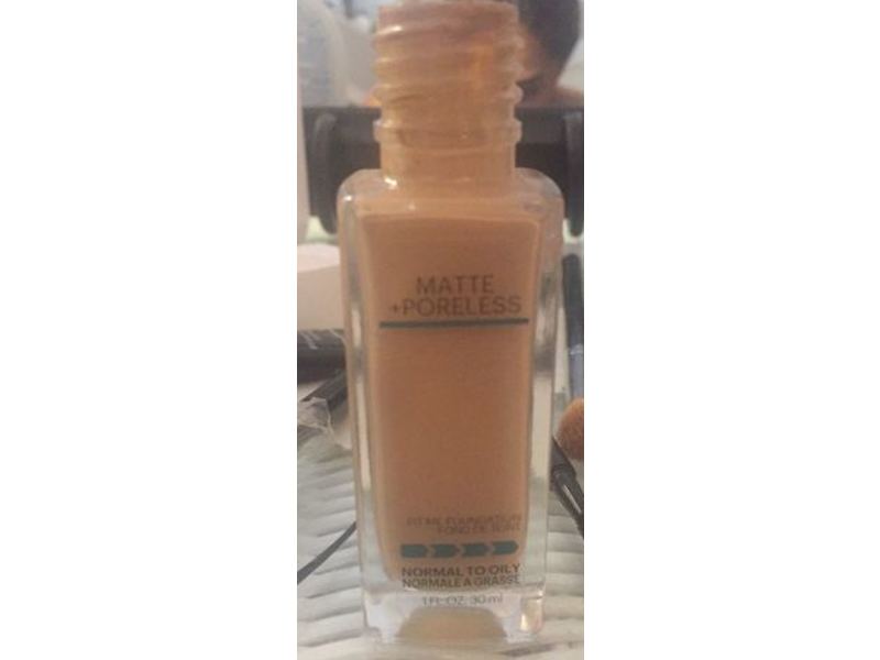Maybelline New York Fit Me Matte + Pore Less Foundation Makeup, Sun Beige, 1 fl oz/30 mL