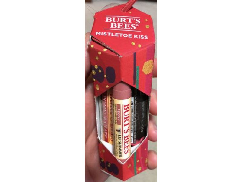 Burt's Bees Mistletoe Kiss Kit