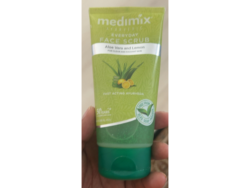 Medimix Ayurvedic Everyday Face Scrub, Aloe Vera & Lemon, 5.08 fl oz/150 mL