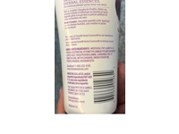 Herbal Essences Totally Twisted Curl Scrunching Gel, Mixed Berry Essences, Strong, 6 oz/170 g - thumbnail 4