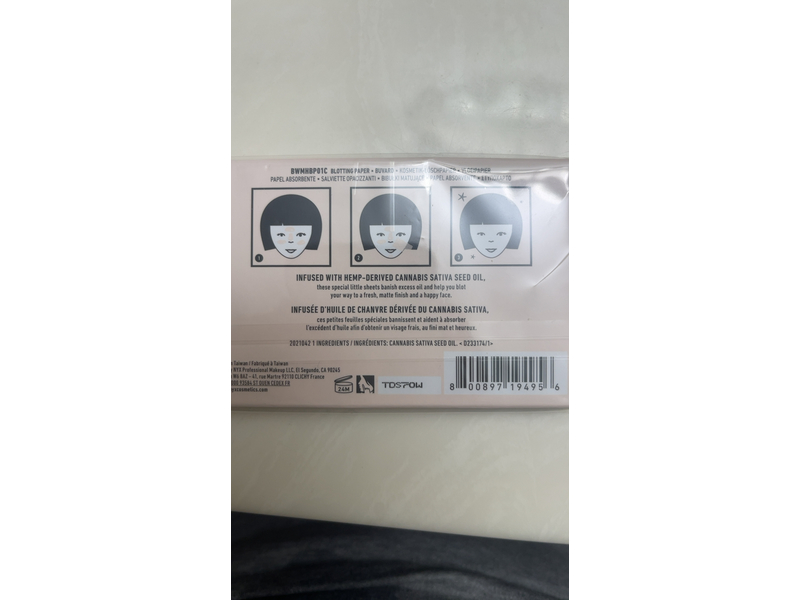 NYX Professional Bare with Me Cannabis Blotting Paper, 50 Sheets