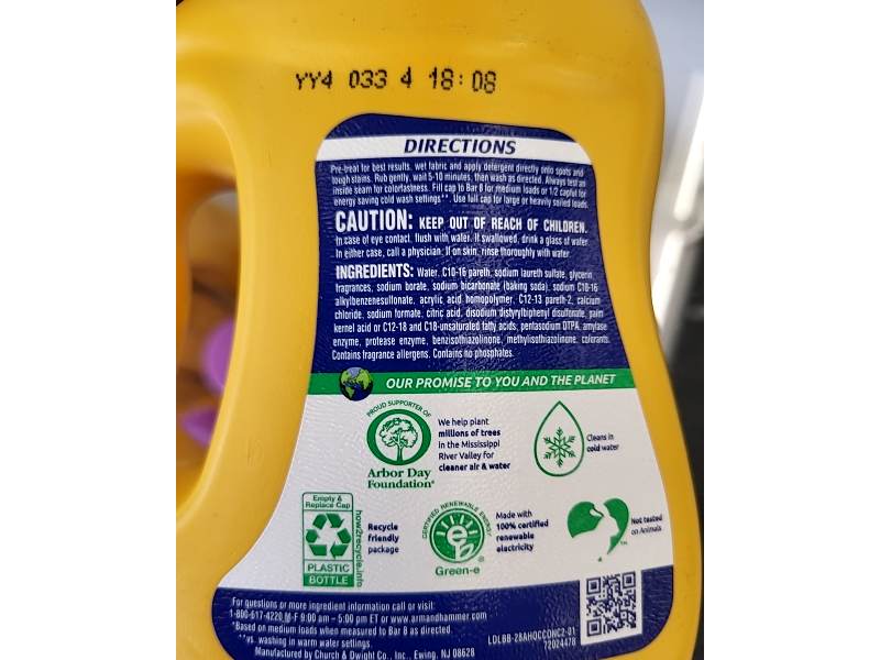 Arm & Hammer OxiClean Liquid Laundry Detergent, Fresh Scent, 21 Loads, 27.5 fl oz/813 mL