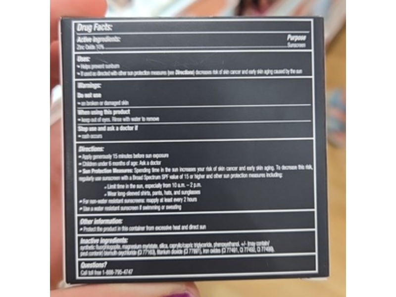 Bare Minerals Pressed Powder Foundation, Fair 01, SPF 15, 0.3 oz/9 g