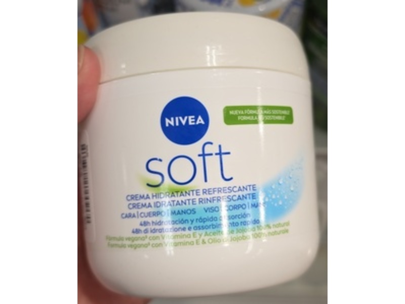 Nivea Soft Refreshing Moisturizing Cream, 500 mL