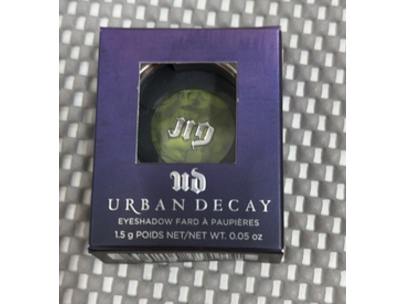 Urban Decay Eye Shadow, Bust, 0.05 oz/1.5 g
