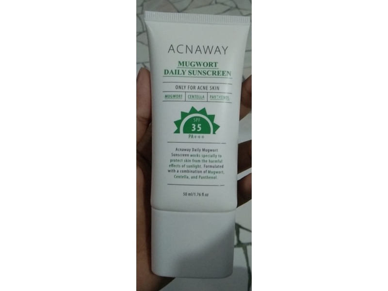 Acnaway Mugwort Daily Sunscreen, SPF 35 PA+++, 1.76 fl oz/50 mL