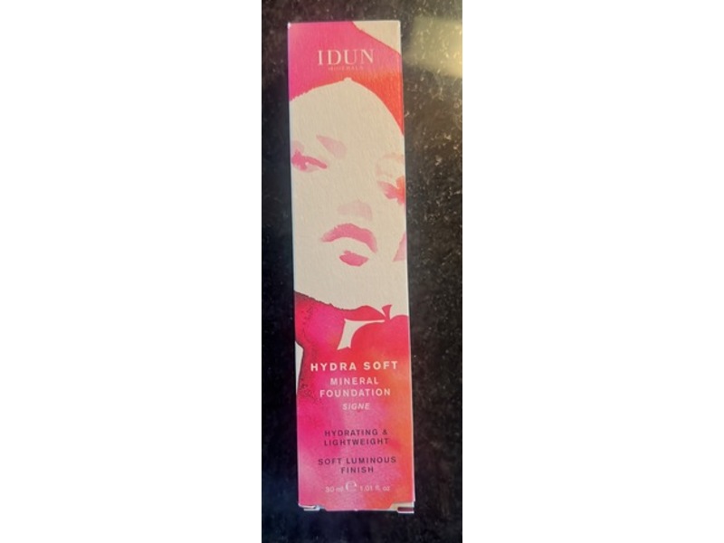 IDUN Minerals Hydra Soft Mineral Foundation, Signe, 1.01 fl oz/30 mL