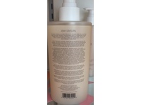 Le Monde Gourmand Lait de Coco Perfumed Milky Body Wash, Coconut Water, 14 fl oz/415 mL - thumbnail 3