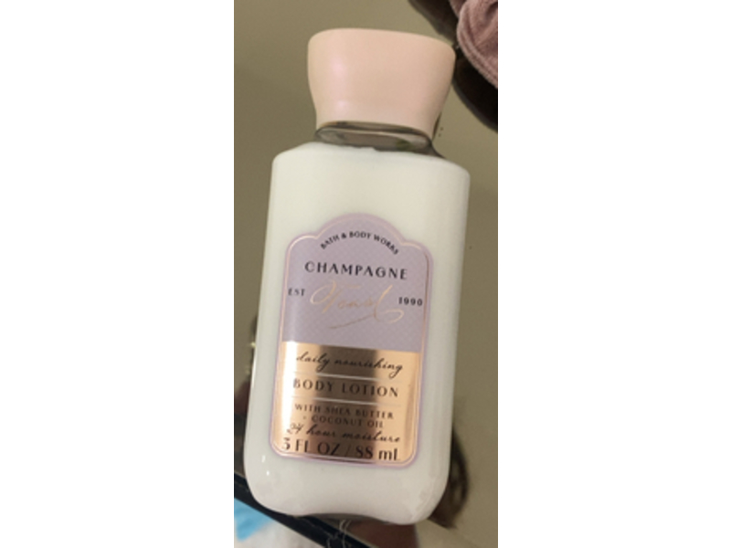Bath & Body Works Daily Nurishing Body Lotion, Champagne Toast, 3 fl oz/88 mL