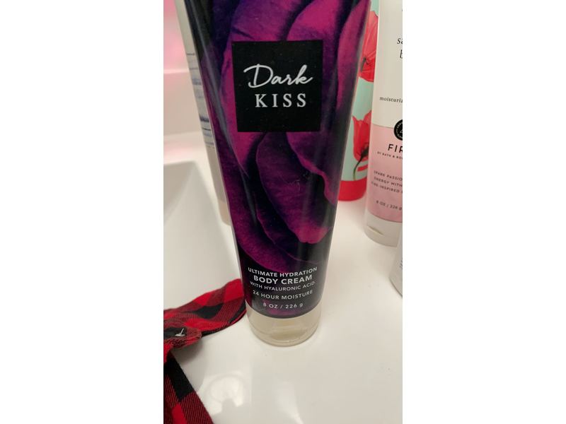 Bath & Body Works Dark Kiss Ultimate Hydration Body Cream, Hyaluronic Acids, 8 fl oz/226 g