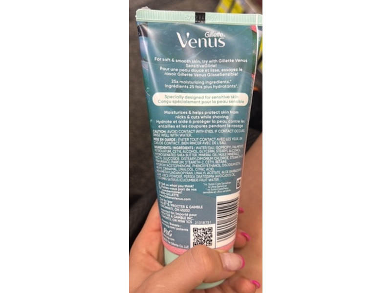 Gillette Venus Sensitive Shave Cream, Aloe Bloom Scented, Shea Butter, 6 fl oz/177 mL