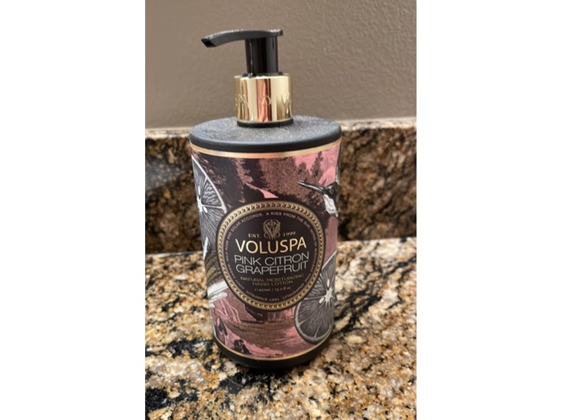 Voluspa Pink Citron Grapefruit Moisturizing Hand Lotion, 15.2 fl oz/450 mL