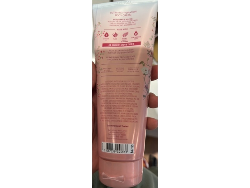 Bath & Body Works Ultimate Hydration Body Cream, Forever Cherry Blossom, 8 oz/226 g