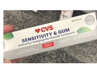 CVS Sensitivity & Gum Anticavity Fluoride Whitening Toothpaste, Mint Flavor, 3.4 fl oz/96.4 g - thumbnail 1