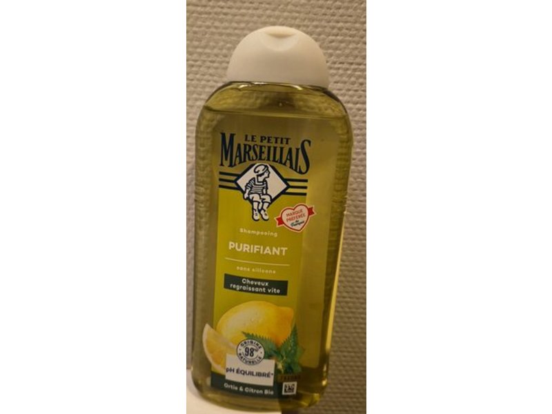 Le Petit Marseiliais Purifying Shampoo, Nettle & Lemon, 300 mL