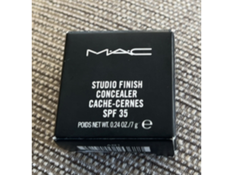 M.A.C Studio Finish Concealer, NW25, SPF 35, 0.24 oz/7 g