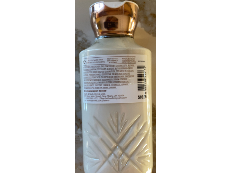 Bath & Body Works Daily Nourishing Body Lotion, Pure Wonder, 8 fl oz/236 mL