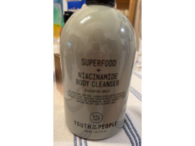 Youth To The People Superfood + Niacinamide Body Cleanser, 16.4 fl oz/485 mL