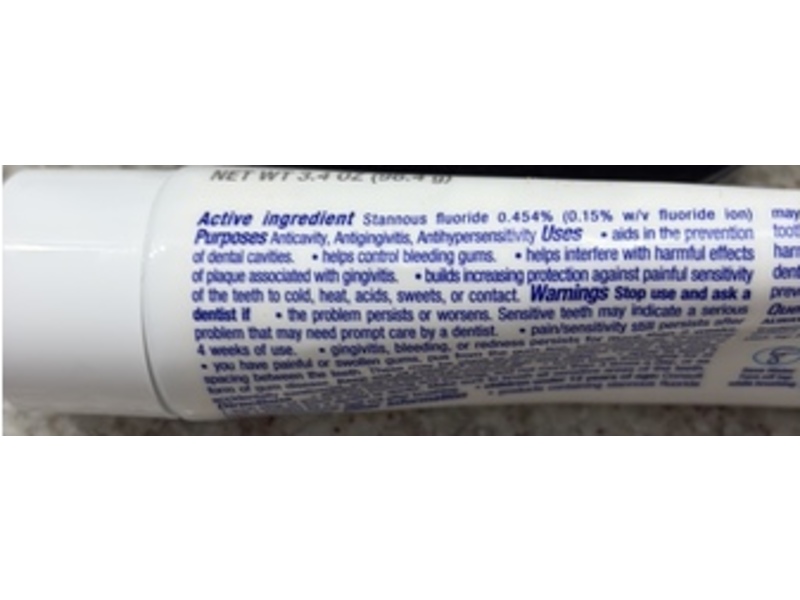 Sensodyne Fluoride Toothpaste, Mint, 3.4 fl oz/96.4 g