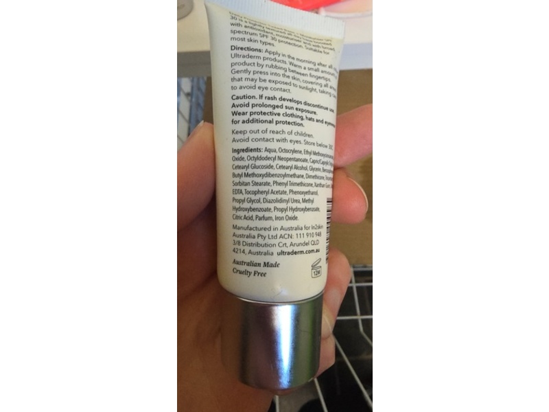 UltraDerm Daily Protector Tinted Base + Moisturiser, SPF 30, 1.01 fl oz/30 mL