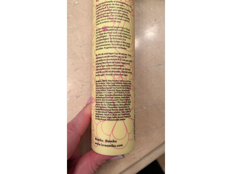 amika: Velveteen Dream Smoothing Shampoo, 9.2 fl oz/275 mL