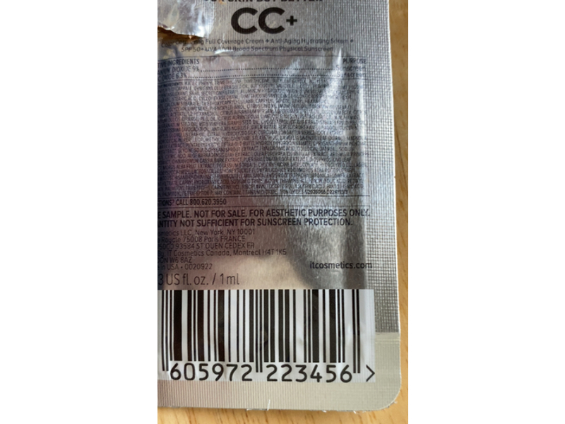 It Cosmetics Your Skin But Better CC+ Color Correcting Full Coverage Cream, Anti - Aging Hydrating Serum & Physical Sunscreen, Medium, SPF 50+, 1 mL