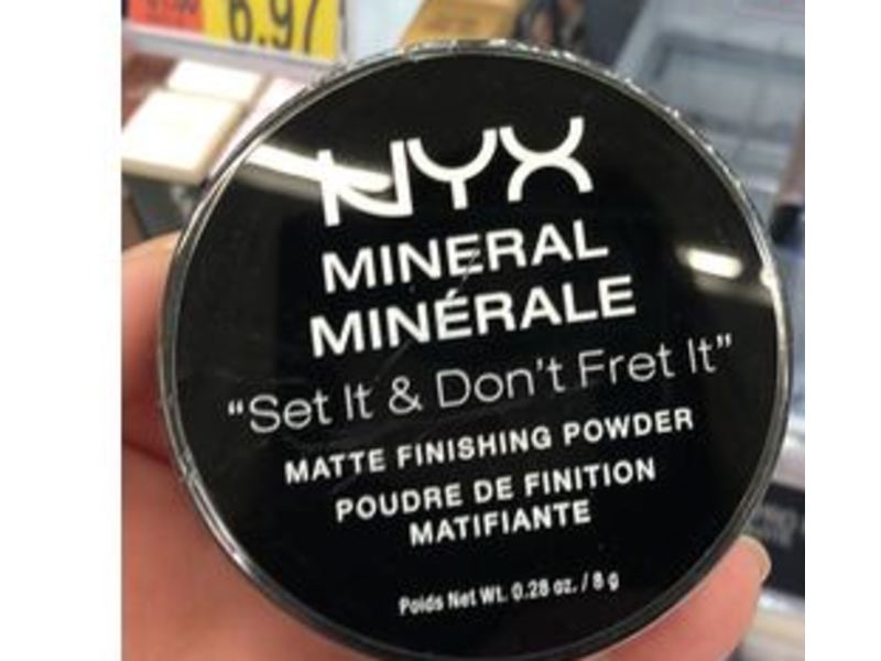 NYX Professional Makeup Mineral Finishing Powder, Medium/Dark, 0.28 oz/8 g